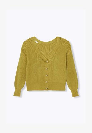 Cardigan en tricot vert moutarde avec un décolleté en V profond, six boutons sur le devant et des manches bouffantes, présentant un motif côtelé texturé.