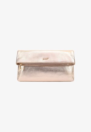 Metallic rosegold Clutch aus glattem Leder, mit Reißverschluss oben und einem gefalteten Klappendesign. Verfügt über eine minimalistische Markenpräsentation.