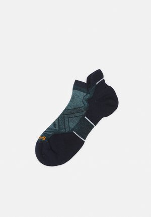 RUN TARGETED CUSHION LOW ANKLE - Sports socks - twilight blue