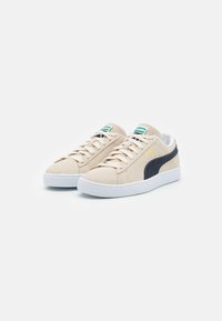 Puma SUEDE CLASSIC XXI UNISEX - Sapatilhas - pristine/parisian night/white