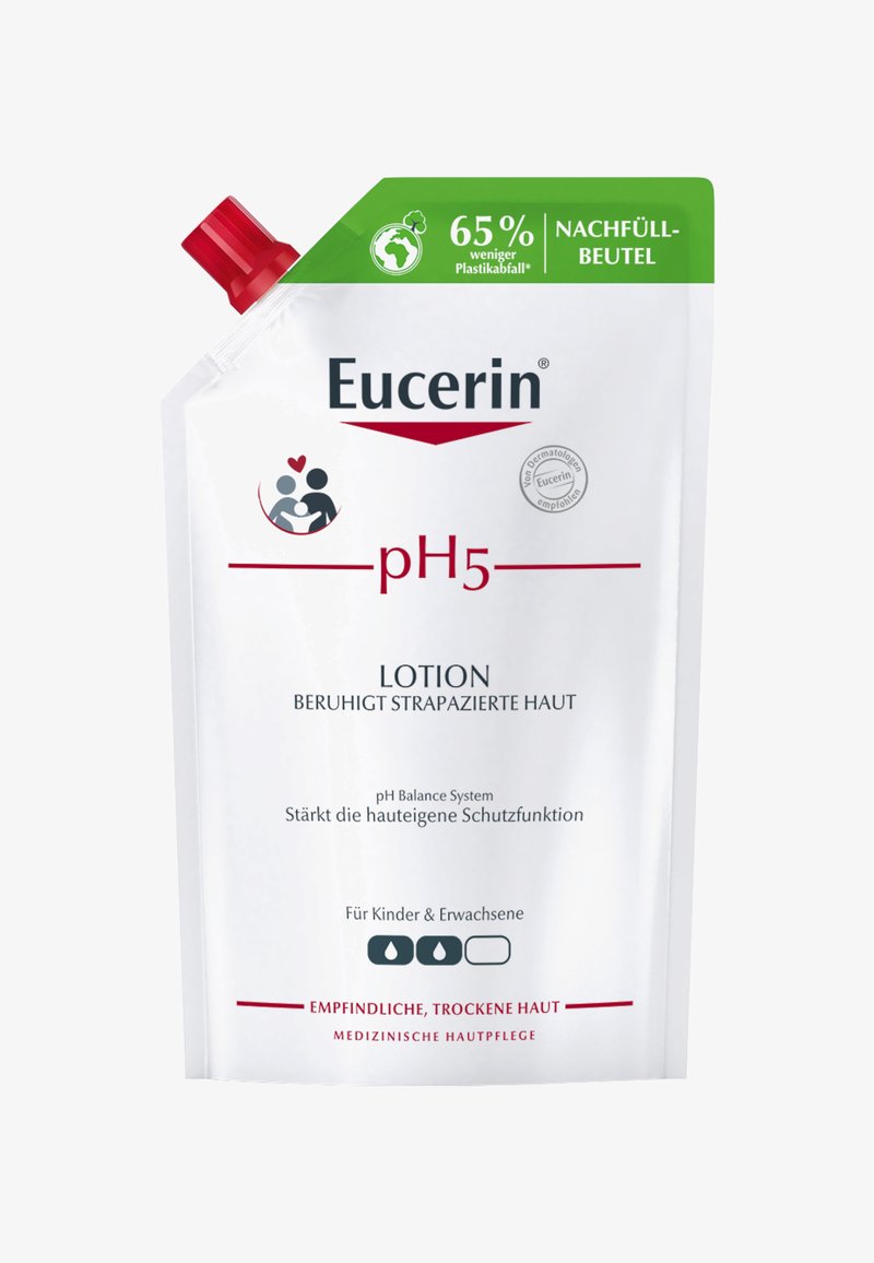Eucerin pH5 Lotion Nachfüllpack, weiß mit roten Akzenten. Mit einem grünen Deckel, Produktinformationen in Deutsch, umweltfreundlichem Etikett und pH-Balance-System.