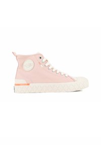 Sneakers alte in morbida tela rosa con suola in gomma bianca testurizzata, dotate di un dettaglio logo rotondo e lacci bianchi.