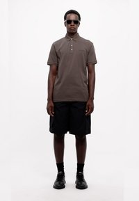 Armani Exchange Polotričko - black olive