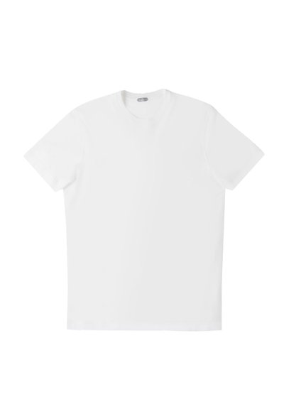 T-shirt bianco in cotone con maniche corte, scollo rotondo e design semplice. Il tessuto appare liscio, senza motivi o dettagli visibili.