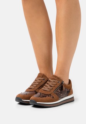 Jana, Baskets basses - brown