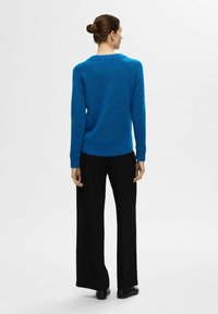 Selected Femme SLFLULU LS O-NECK B NOOS - Trui - super sonic