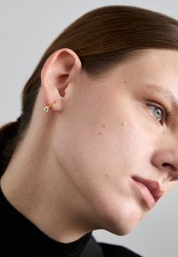 MINI HUGGIE EARRINGS - Auskarai - green