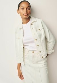 Next FULLER BUST-REGULAR FIT - Cowboyjakker - white