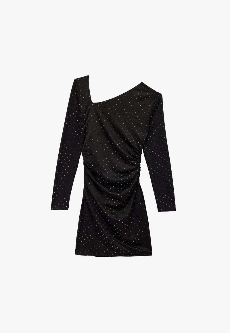 Vestido negro de un hombro, con mangas largas, lado fruncido y pequeños lunares blancos. Fabricado en tejido suave con una textura lisa.