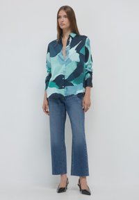 Calliope IN FANTASIA MALTINTA - Hemd - variante