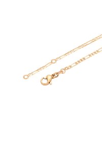 Collana con catena placcata in oro, con un design a maglie alternate, dotata di un sicuro gancio a molla e una texture liscia.