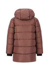 Brun oppustelig jakke med en struktureret hætte, vandrette kassetter og sorte ribbede manchetter. Glat tekstur, mellemlang design for varme.