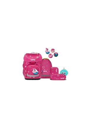 Pink schoolbag set with star patterns, unicorn patches, pencil case, lunch bag, blue fuzzy keychain, and four round badges.