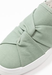 Anna Field Sapatos sem atacadores - mint