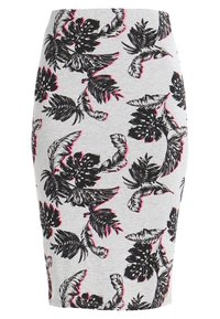 Jupe crayon grise ornée d'un motif de feuille tropicale noire avec des accents roses. Fabriquée en tissu extensible pour une silhouette ajustée.