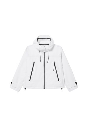 Witte waterdichte jas met capuchon, zwarte ritszakken, elastische manchetten en verstelbare trekkoorden bij de capuchon en zoom.