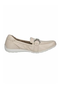 Beige ādas slip-on kurpes ar elastīgu sānu daļu, noapaļotu pirkstu un sudraba aksesuāru. Baltā gumijas zole nodrošina labu saķeri.