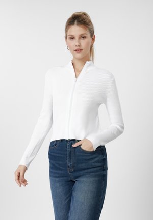 Vesta na kopčanje - optic white