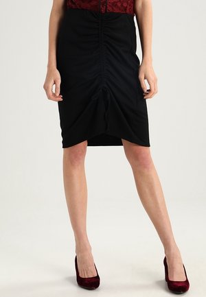 Pencil skirt - black