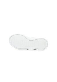 Semelle de sneaker blanche avec une surface en caoutchouc texturé. Logo "PUMA" embossé au centre. Forme ronde avec des rainures pour une meilleure adhérence.