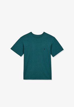 T-shirt bleu sarcelle à manches courtes avec un petit logo noir sur le côté gauche de la poitrine, présenté sur fond blanc.