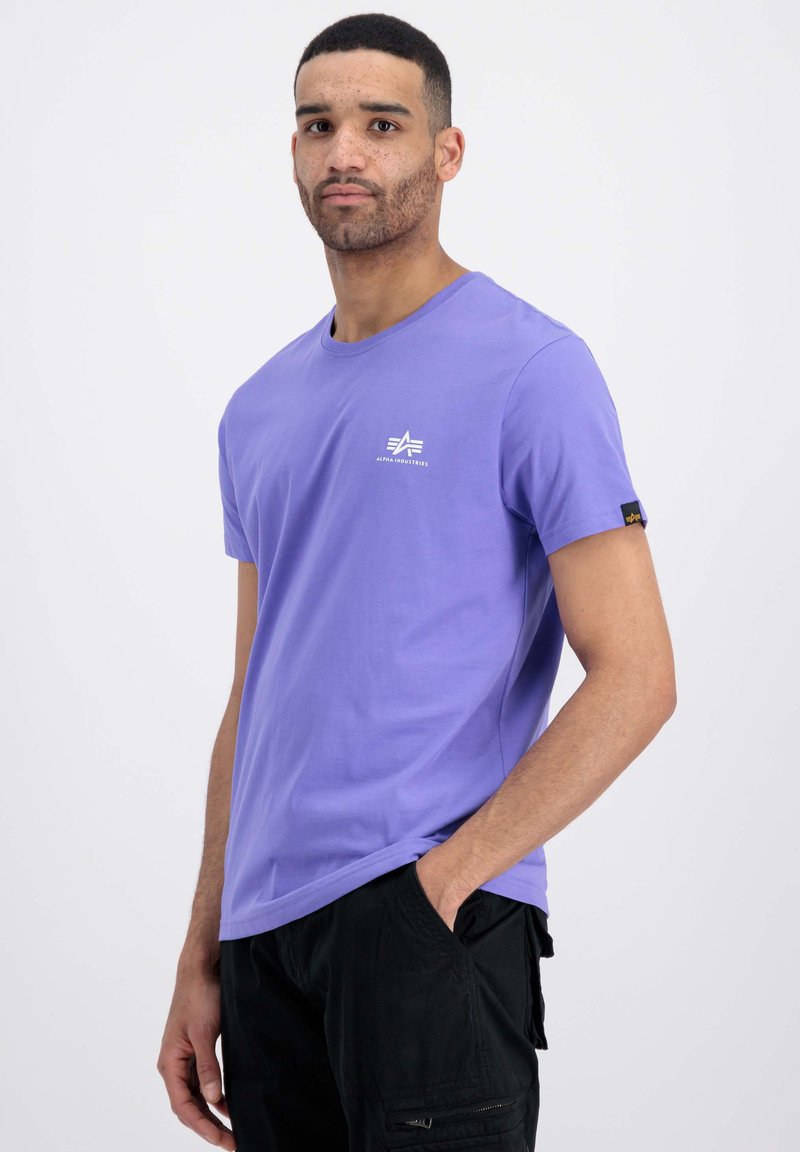 Alpha Industries SMALL LOGO - Jednoduché tričko - electric violet