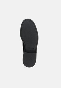 Vagabond FLOYD - Klasiski puszābaki - black