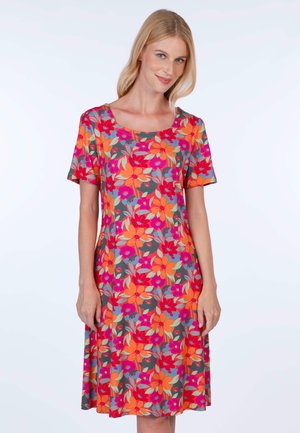 IMANI - Freizeitkleid - rouge