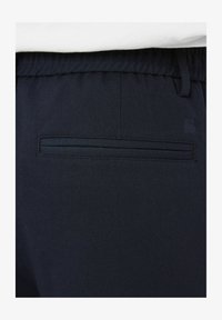 Sélectionné, bleu foncé
