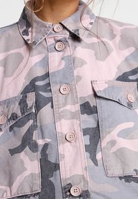 Topshop Petite Kurtka wiosenna