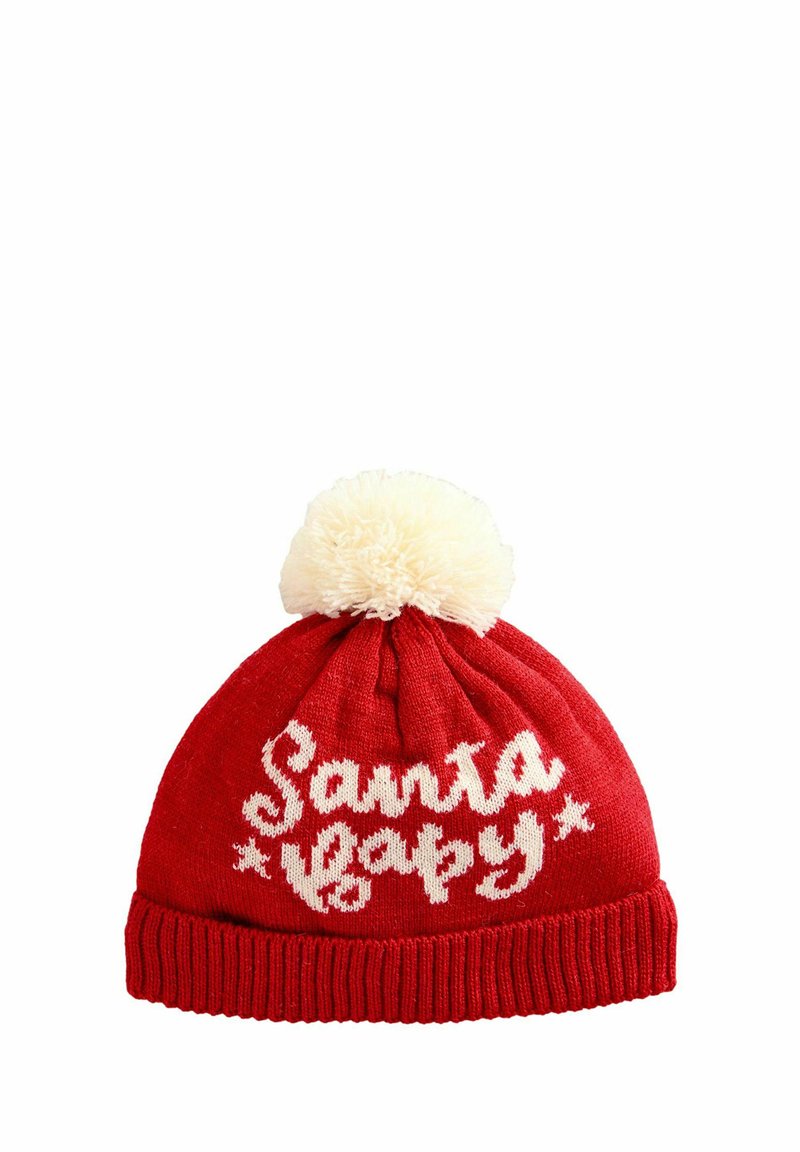 Bonnet en tricot rouge avec un pompon blanc sur le dessus, arborant le texte "Santa Baby" en blanc. Détail côtelé au niveau du bas.