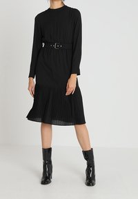 mint&berry Vapaa-ajan mekko - black