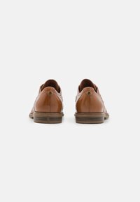 Tamaris Lace-ups - nut