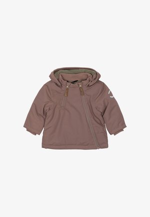 Rosa Kapuzenjacke mit weichem Innenfutter, zwei frontalen Reißverschlusstaschen, elastischen Bündchen und einem auffälligen Logo auf dem Ärmel.