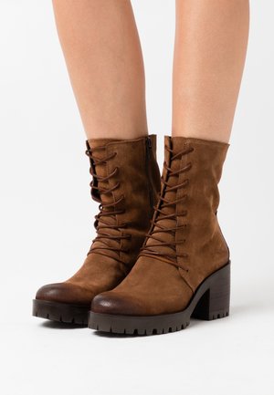 Felmini, Bottines à plateau - brown