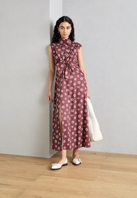 Heathe ADETOLA DRESS - Maksi garuma kleita - burgundy