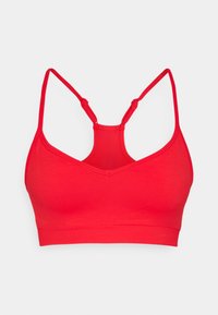 Rød sports-bh med myk stoff, V-hals design og racerback-stil med tynne stropper. Glatt tekstur, uten polstring eller undertråd.