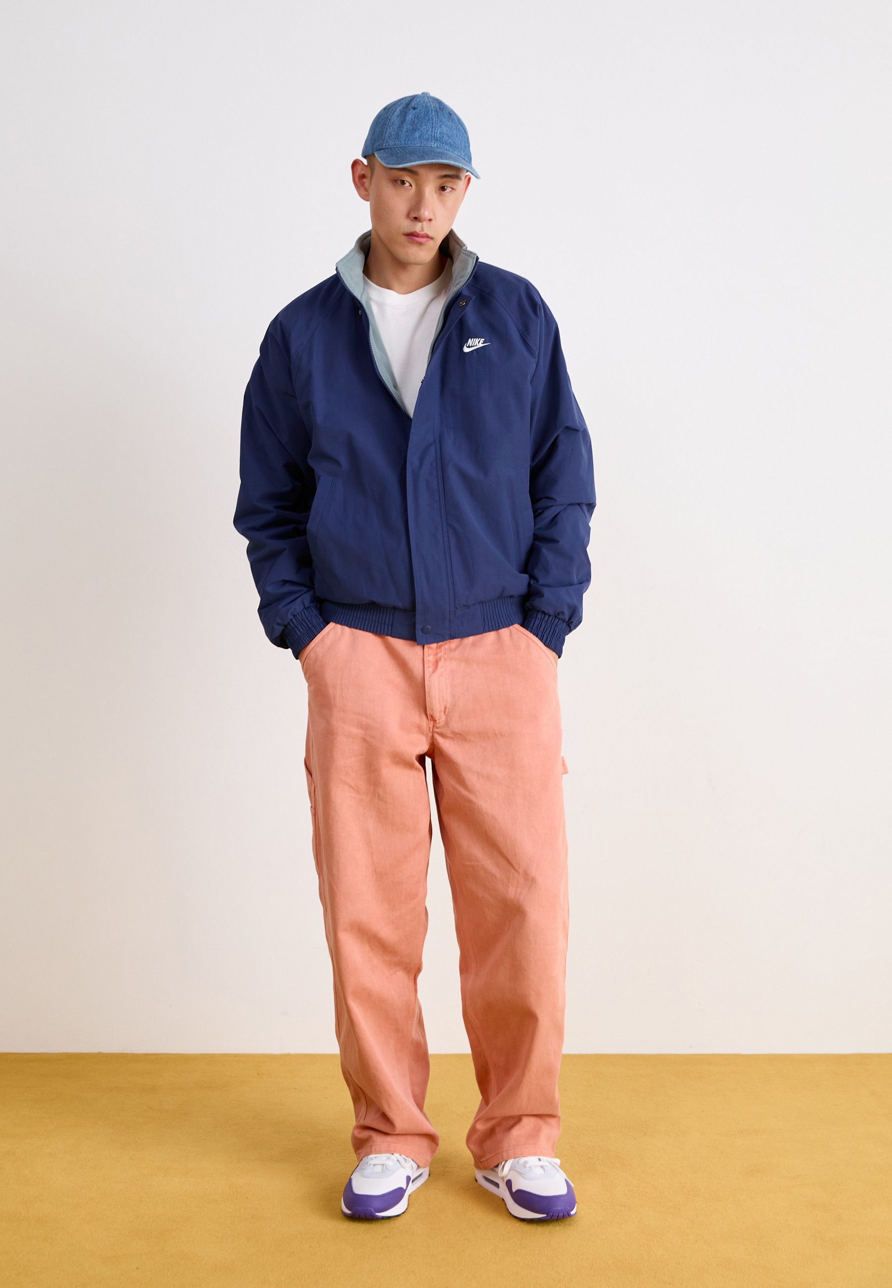 nike summer jacket mens