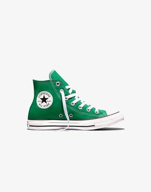 Zöld magas szárú Converse All Star tornacipő fehér fűzőkkel és gumitalppal, oldalnézetben fehér háttéren.