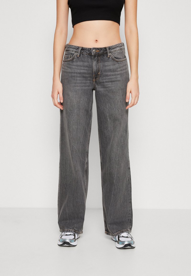 Weekday AMPLE LOW LOOSE - Τζιν χαλαρής εφαρμογής - black thunder