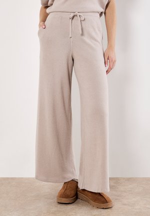 SOFT WIDE LEG - Pantalon classique - stone