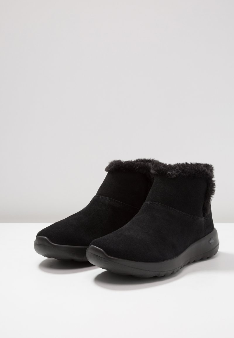 skechers performance on the go boots