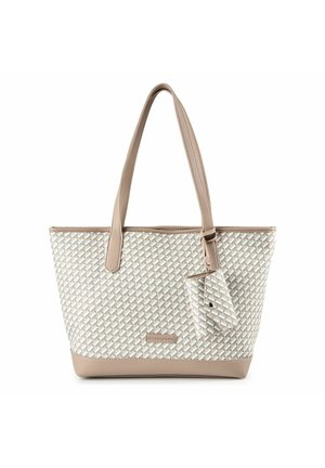 Sac fourre-tout beige et blanc à motifs avec deux poignées et une petite pochette assortie attachée, base rectangulaire, et étiquette de marque à l'avant.