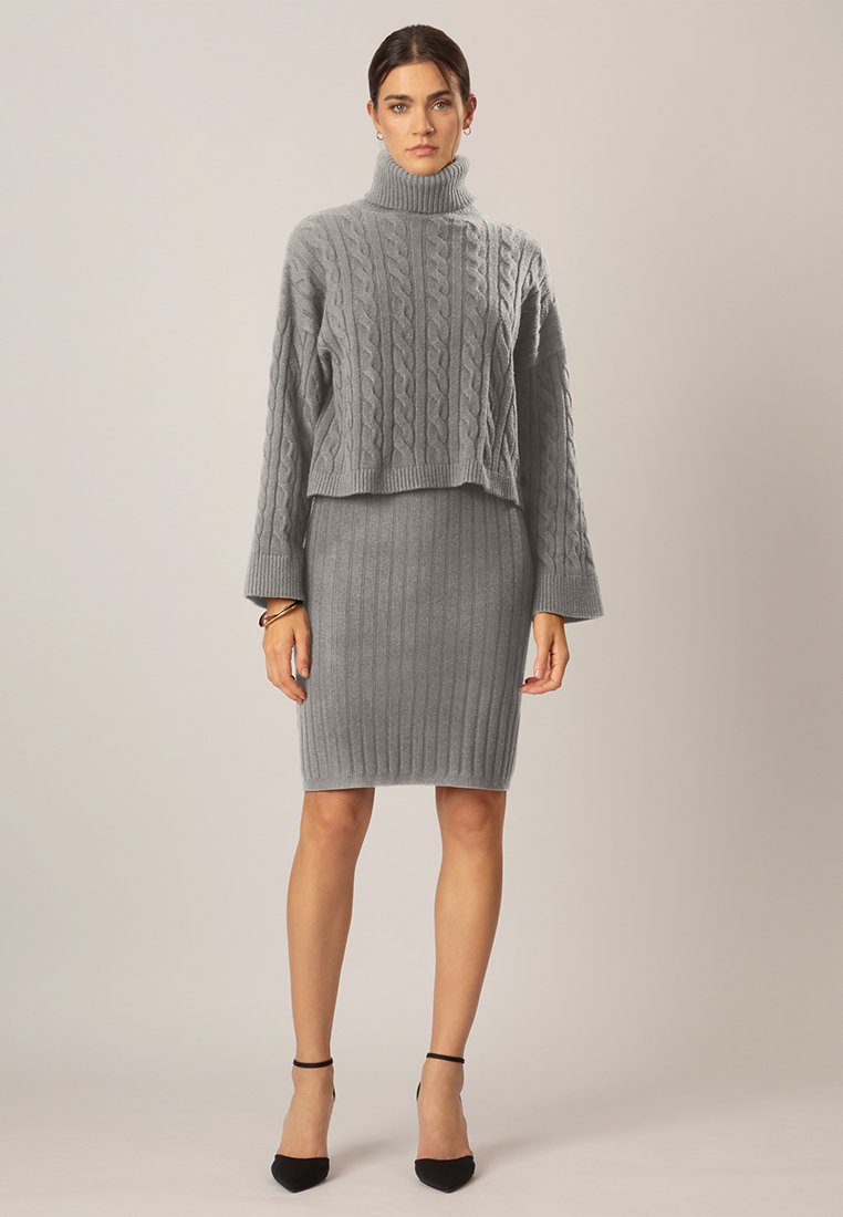 Apart Gebreide jurk grijs
