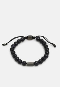 Svart pärlarmband med släta kulor som har en subtil glans, inslag av rektangulära metalldetaljer, justerbar svart snodd.