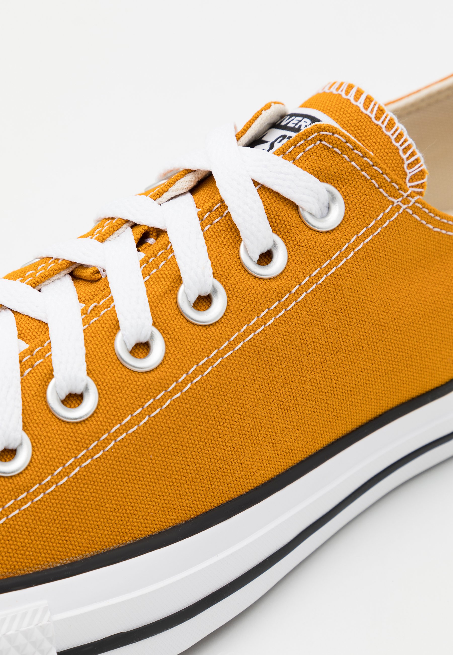 converse basse nouvelle collection