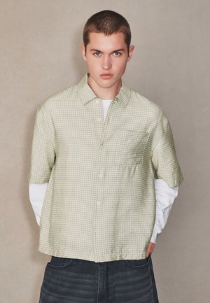 Next, REGULAR FIT - CHECK SHORT SLEEVE  - Camisa - ecru micro