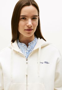Tommy Hilfiger Zip-up sweatshirt - ivory silk