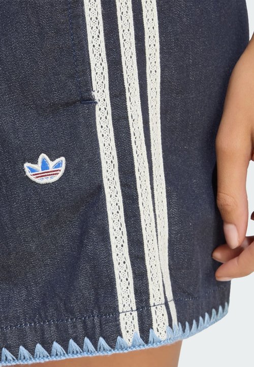 Adidas Originals Denim Shorts Women's Denim Indigo Moderate — foto 3