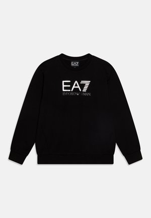 Schwarzer Sweatshirt mit langen Ärmeln und reflektierendem "EA7 Emporio Armani"-Logo mittig auf der Brust, Rundhalsausschnitt sowie gerippten Bündchen und Saum.